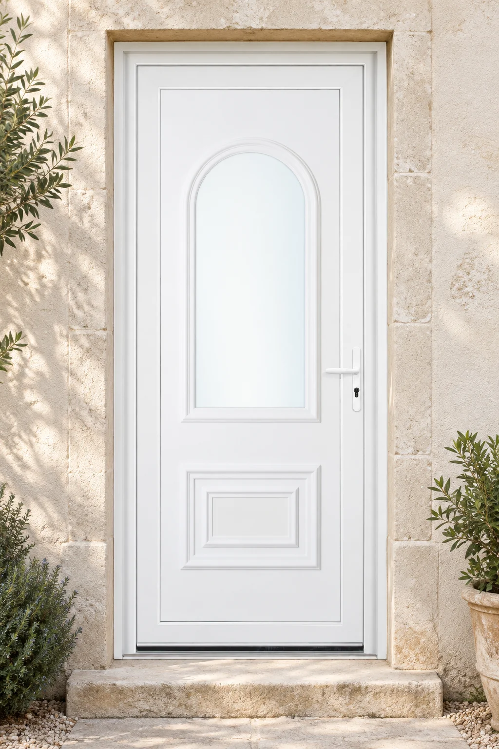 Porte d’entrée PVC vitrée Corail sur mesure · En situation