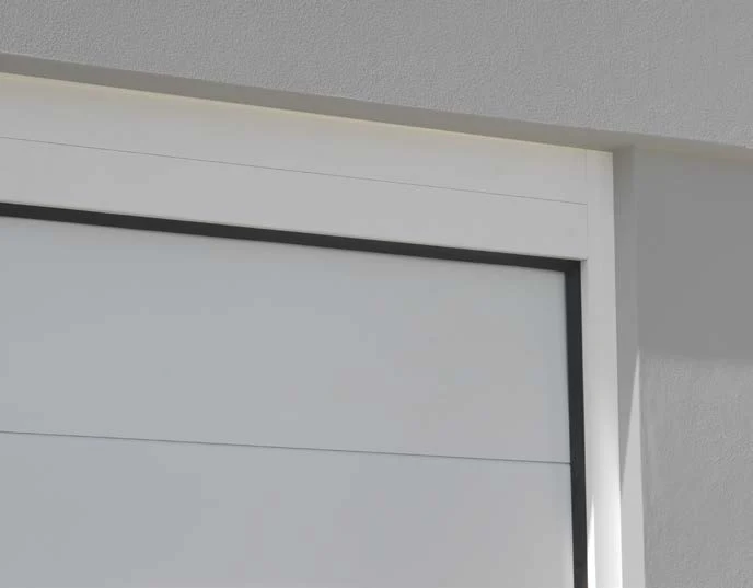 Joint de fermeture au niveau du linteau